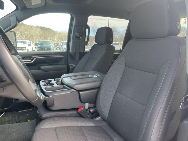 2025 Chevrolet Silverado 2500HD 4WD Crew Cab Standard Bed LT