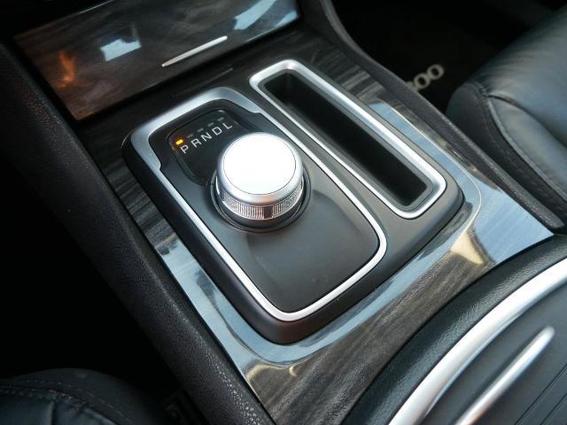 2017 Chrysler 300 Limited AWD
