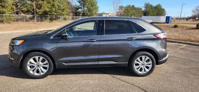 2020 Ford Edge Titanium for sale in North Branch, MN