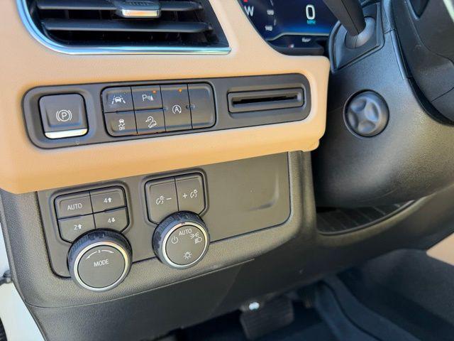 2023 Chevrolet Tahoe 4WD Premier