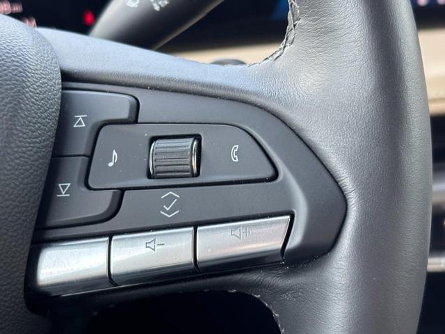 2024 Cadillac XT4 AWD Premium Luxury