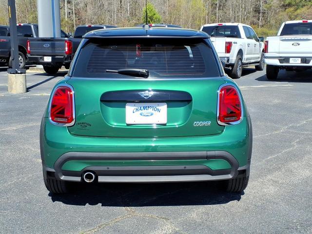 2022 MINI Hardtop Cooper