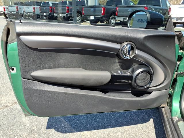 2022 MINI Hardtop Cooper