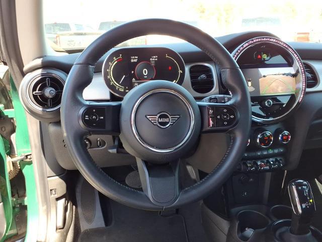 2022 MINI Hardtop Cooper