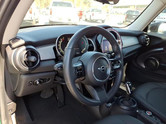 2022 MINI Hardtop Cooper