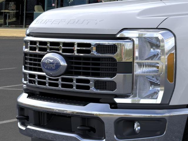 2023 Ford F-350 XLT
