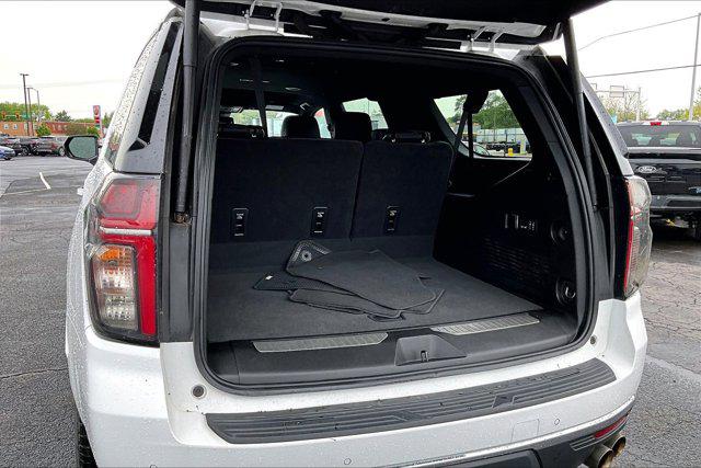 2023 Chevrolet Suburban 4WD Premier