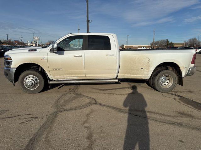 2025 Ram 3500 Laramie Crew Cab 4x4 8' Box