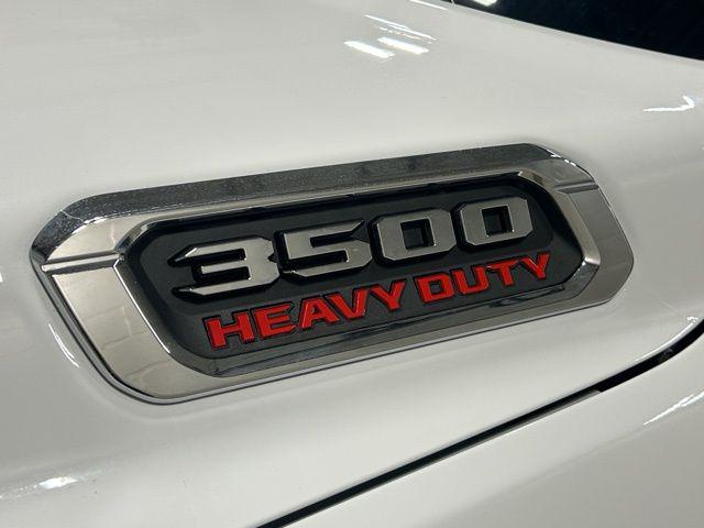 2025 Ram 3500 Laramie Crew Cab 4x4 8' Box