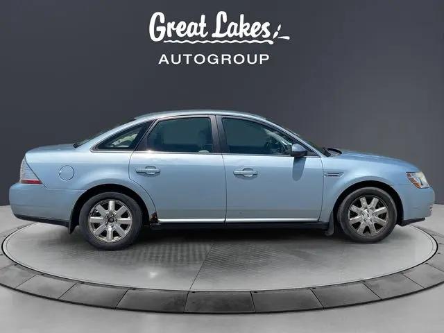 2009 Ford Taurus SE
