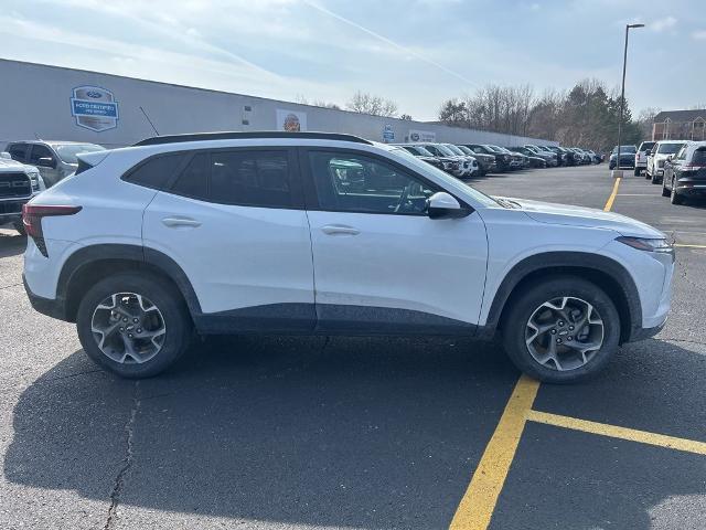 2025 Chevrolet Trax FWD LT