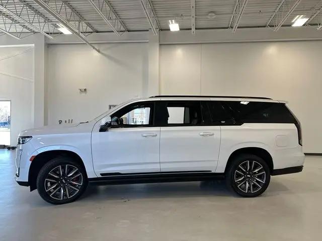 2022 Cadillac Escalade ESV 4WD Sport Platinum