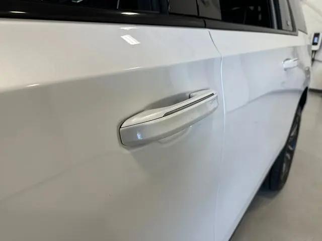 2022 Cadillac Escalade ESV 4WD Sport Platinum