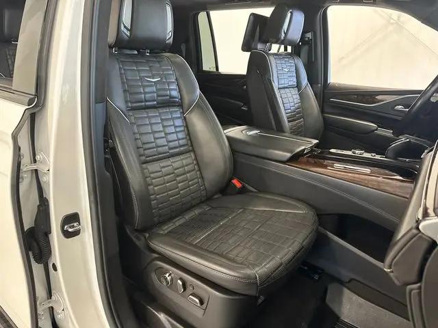 2022 Cadillac Escalade ESV 4WD Sport Platinum