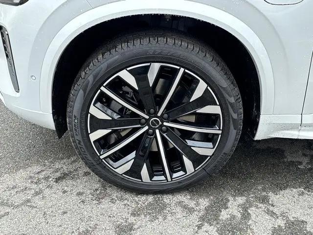 2026 Volvo XC90 Plug-In Hybrid Ultra, T8 AWD, Electric/Gasoline, Bright, 7 Seats