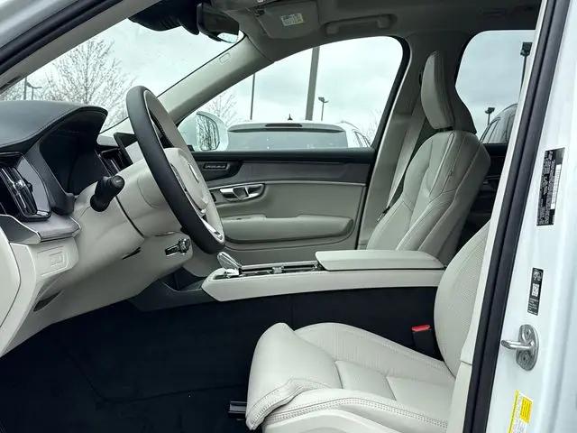 2026 Volvo XC90 Plug-In Hybrid Ultra, T8 AWD, Electric/Gasoline, Bright, 7 Seats