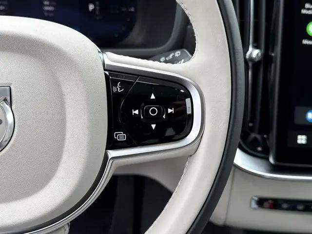 2026 Volvo XC90 Plug-In Hybrid Ultra, T8 AWD, Electric/Gasoline, Bright, 7 Seats