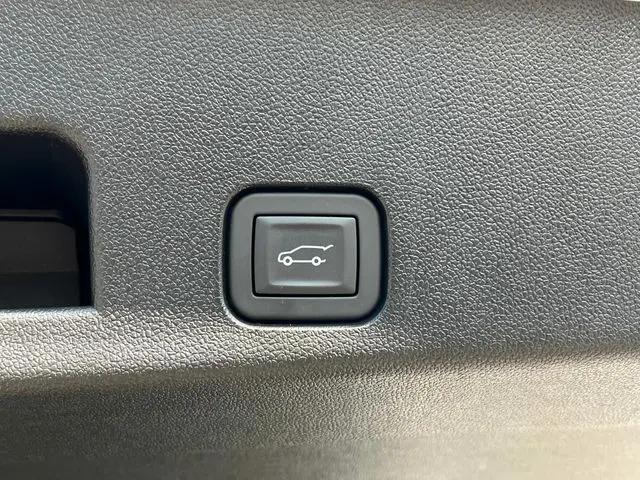 2026 GMC Acadia AT4 AWD