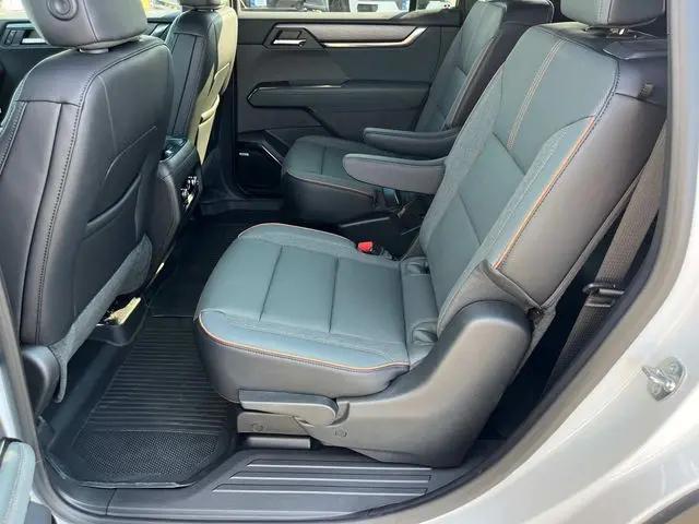 2026 GMC Acadia AT4 AWD