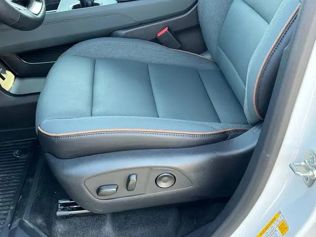 2026 GMC Acadia AT4 AWD