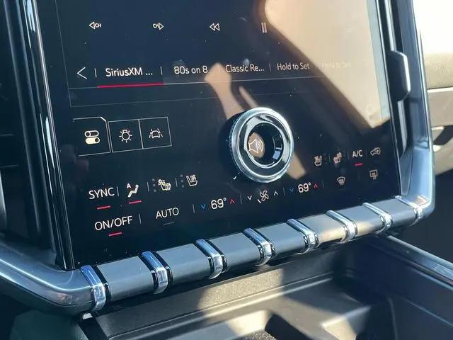 2026 GMC Acadia AT4 AWD