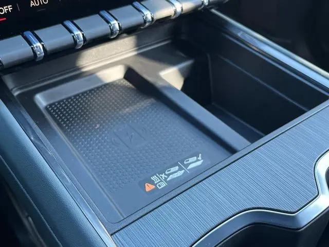 2026 GMC Acadia AT4 AWD
