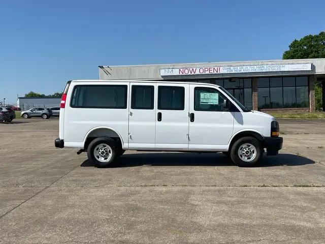 2026 GMC Savana Cargo 2500 Regular Wheelbase, Work Van, RWD