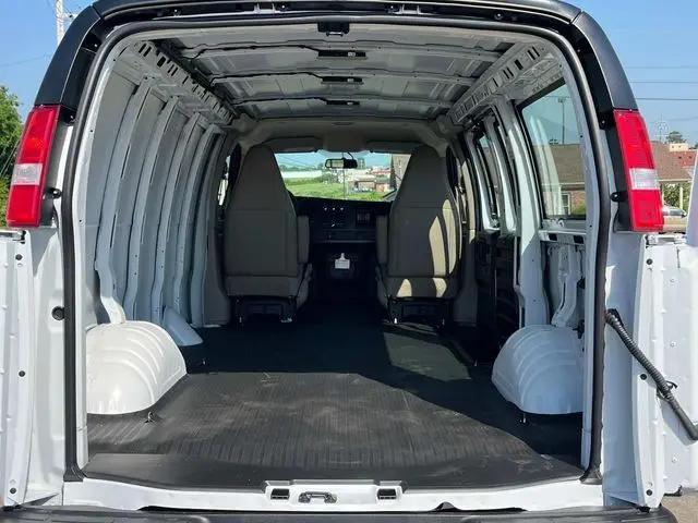 2026 GMC Savana Cargo 2500 Regular Wheelbase, Work Van, RWD