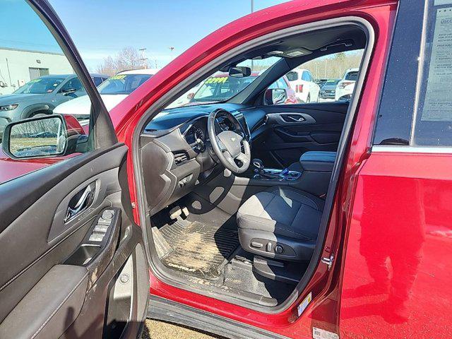 2023 Chevrolet Traverse AWD LT Cloth