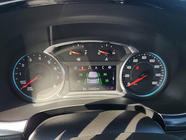 2023 Chevrolet Traverse AWD LT Cloth
