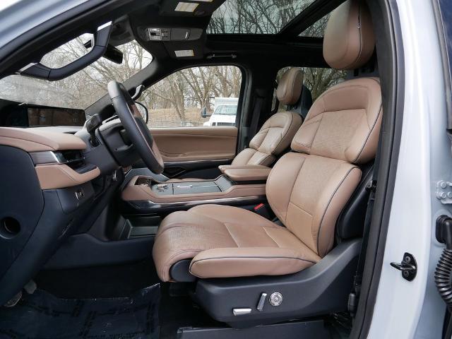 2025 Lincoln Navigator Black Label