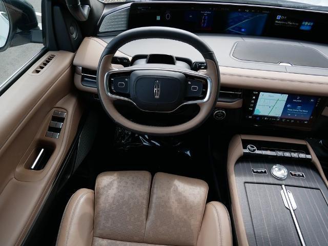 2025 Lincoln Navigator Black Label