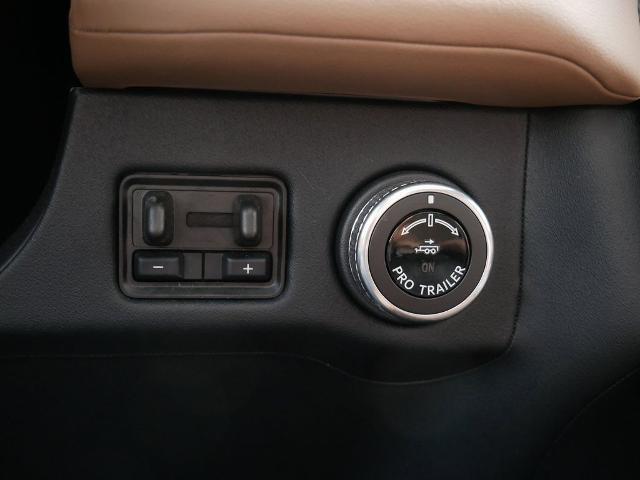 2025 Lincoln Navigator Black Label