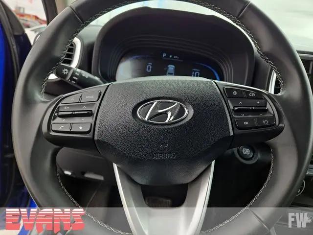 2024 Hyundai Venue SEL