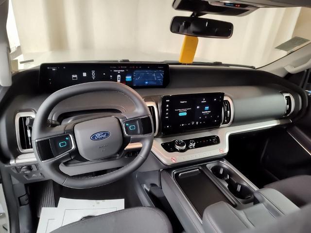 2025 Ford Expedition Active MAX