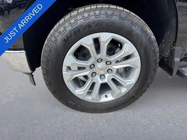 2026 Chevrolet Silverado 1500 4WD Crew Cab Short Bed LTZ