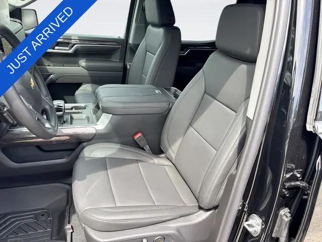 2026 Chevrolet Silverado 1500 4WD Crew Cab Short Bed LTZ