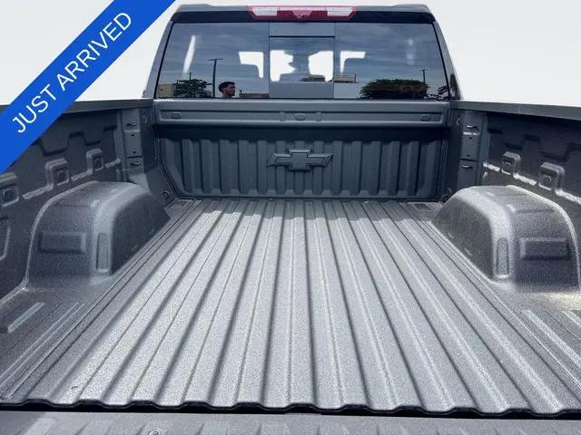 2026 Chevrolet Silverado 1500 4WD Crew Cab Short Bed LTZ