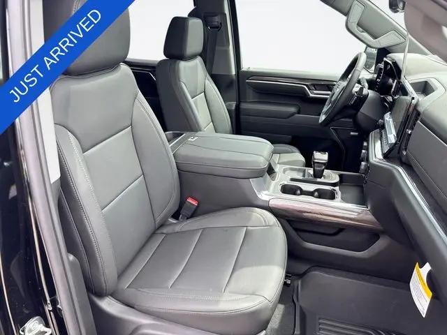 2026 Chevrolet Silverado 1500 4WD Crew Cab Short Bed LTZ