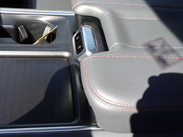 2025 Ford Expedition Active MAX