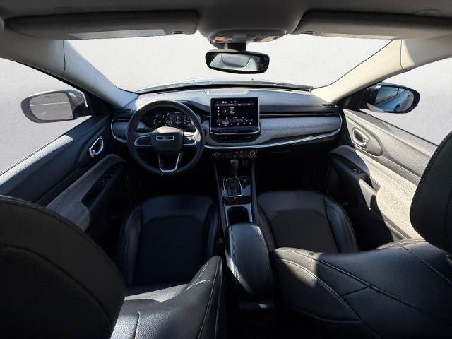 2022 Jeep Compass Latitude FWD