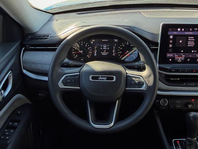 2022 Jeep Compass Latitude FWD