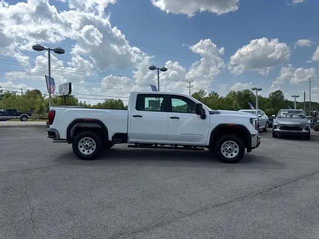 2026 GMC Sierra 2500HD Crew Cab, Standard Bed, Pro, 4WD