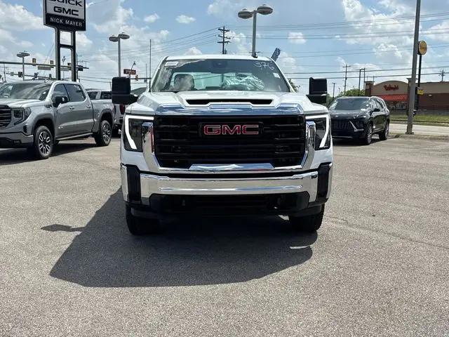 2026 GMC Sierra 2500HD Crew Cab, Standard Bed, Pro, 4WD