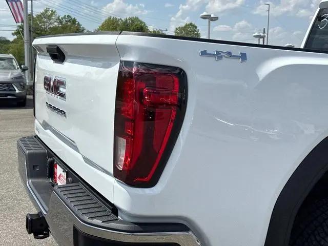 2026 GMC Sierra 2500HD Crew Cab, Standard Bed, Pro, 4WD