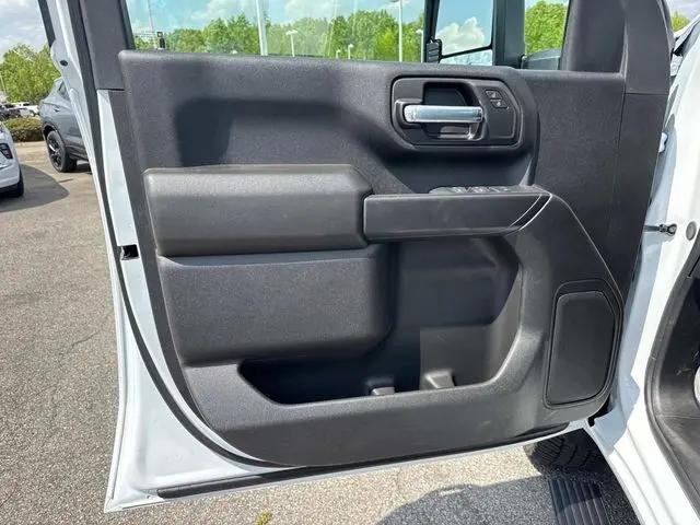 2026 GMC Sierra 2500HD Crew Cab, Standard Bed, Pro, 4WD