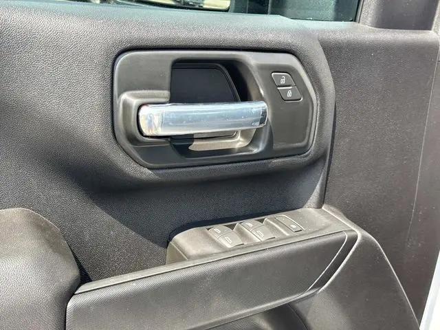 2026 GMC Sierra 2500HD Crew Cab, Standard Bed, Pro, 4WD