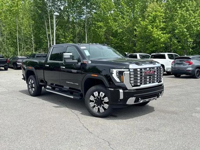 2026 GMC Sierra 2500HD Crew Cab, Standard Bed, Denali, 4WD