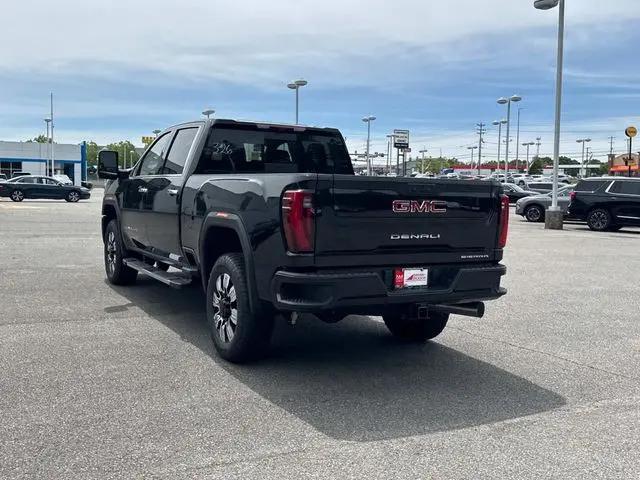 2026 GMC Sierra 2500HD Crew Cab, Standard Bed, Denali, 4WD