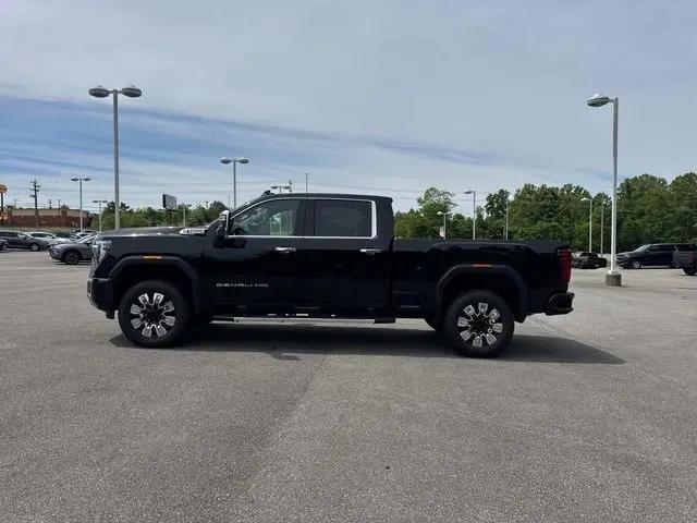 2026 GMC Sierra 2500HD Crew Cab, Standard Bed, Denali, 4WD